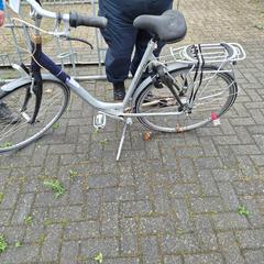 Bicicleta femenina, segons ha informat Gemeente Roermond mitjançant iLost