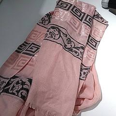 Sciarpa Roze, come riportato da IKEA Groningen utilizzando iLost