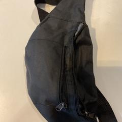 Saszetka nerka marti bibiloni, spanje, zgłoszono przez Gemeente Amsterdam przy użyciu iLost