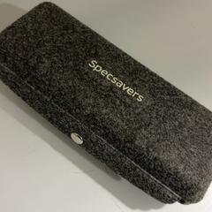 Betaurreko-zorroa betaurrekoekin, gisa salatu by Fenix iLost erabiliz