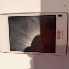 Cellulare blanc LG, come riportato da TCL utilizzando iLost