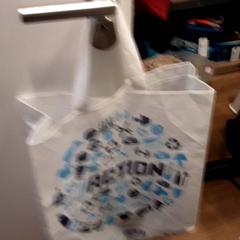 Taška, jak nahlášeno Qbuzz ZHN pomocí iLost