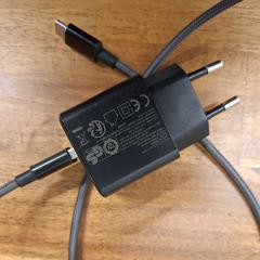 Usb-c strömadapter zwart. USB-A naar USB-C, rapporterat av Universiteitsbibliotheek Universiteitskwartier med iLost