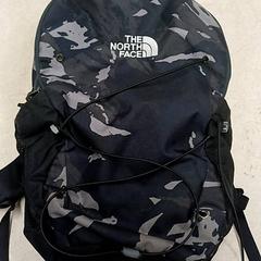 Motxilla The North Face, segons ha informat Qbuzz GD Groningen Peizerweg mitjançant iLost