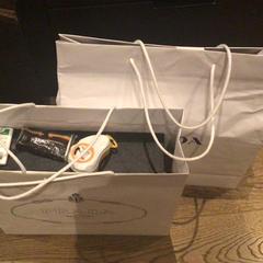 Saco, como reportado por Van der Valk Hotel Amsterdam Zuidas utilizando o iLost