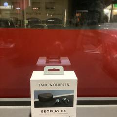 Earbud Bang and Olufsen, iLost를 사용하여 MEININGER Hotel Salzburg City Center에 보고됨