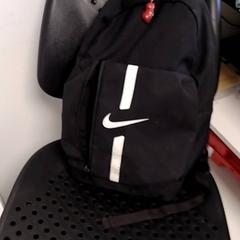 Rucksack, gemeldet von Arriva Infoshop Enschede über iLost