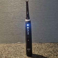 Elektrická zubná kefka eletrische, ako bolo nahlásené Van der Valk Hotel Wolvega Heerenveen pomocou iLost