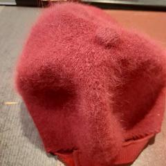 Gorra bordeaux, ha sido reportado por TCL con iLost