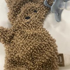 Doudou met, a été signalé par IKEA Amsterdam utilisant iLost