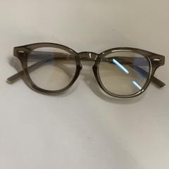 伊達メガネ, as reported by IKEA鶴浜 using iLost