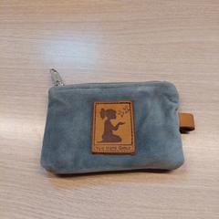 Carteira - Aizah, segundo informou Centraal magazijn usando iLost