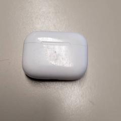 Pouzdro na airpods, jak nahlášeno Connexxion Haarlem IJmond pomocí iLost