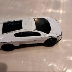 İLost kullanarak IKEA Wilrijk tarafından bildirildiği gibi Oyuncak araba Wit/zwart