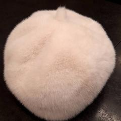 Beanie, ako bolo nahlásené Rotterdam The Hague Airport pomocou iLost