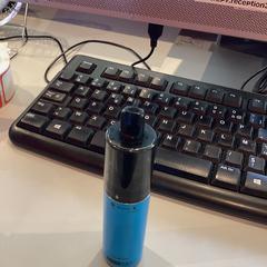 Elektromos cigaretta Blue, amint azt MEININGER Hotel Paris Porte de Vincennes az iLost segítségével jelentette.