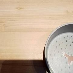 Plastikozko ontzia Grijs, gisa salatu by Beekse Bergen Resorts en Hotel iLost erabiliz