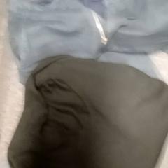 Roupa Black, como reportado por Mövenpick Hotel Amsterdam City Centre utilizando o iLost