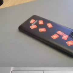 Telefone logicom, como reportado por IKEA Nantes utilizando o iLost