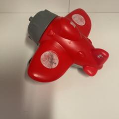 Speelgoed Rood vliegtuigje, come riportato da IKEA Utrecht utilizzando iLost