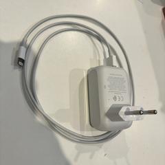 Tomada, como reportado por Inntel Hotels Utrecht Centre utilizando o iLost