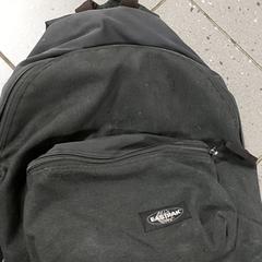 حقائب الظهر والحقائب النهارية، كما تم الإبلاغ عنه بواسطة Regio Antwerpen - Brussel عبر iLost