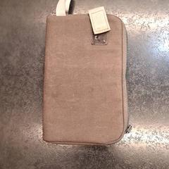 Ereader, som rapportert av Rotterdam The Hague Airport ved bruk av iLost