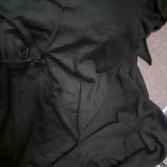 스웨터 - Zwart, iLost를 사용하여 Centraal magazijn에 보고됨