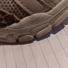 Scarpa, come riportato da De Efteling utilizzando iLost