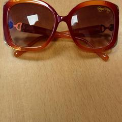 Sunglasses, as reported by Inntel Hotels Amsterdam Centre using iLost
