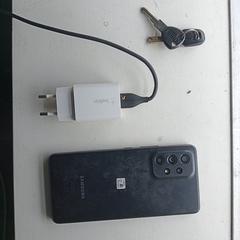 telefoon, som rapportert til iLost