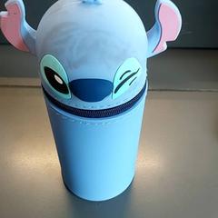 Diverse Pennenzak, a été signalé par Centraal magazijn utilisant iLost