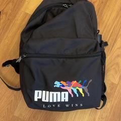 Mochila, como reportado por HTM utilizando o iLost