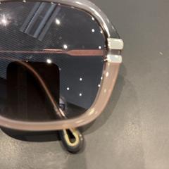 Sonnenbrille Grijs roze, gemeldet von Rotterdam Ahoy über iLost