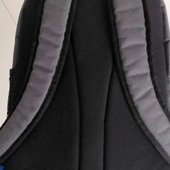 Väska Grijs met blauw, rapporterat av Regio Antwerpen - Brussel med iLost