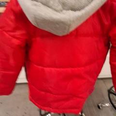 Dzseki, amint azt IKEA Hénin-Beaumont az iLost segítségével jelentette.
