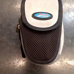 Fototoestel, gemeldet von Rotterdam The Hague Airport über iLost