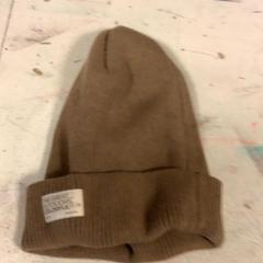Gorro Bruin, ha sido reportado por Artis con iLost