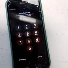 핸드폰 apple, iLost를 사용하여 Hermes Eindhoven에 보고됨