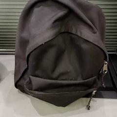 Rugzak/rugtas, amint azt Qbuzz GD Groningen HS az iLost segítségével jelentette.