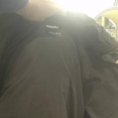 İLost kullanarak MEININGER Hotel Bordeaux Gare Saint-Jean tarafından bildirildiği gibi Jacket Bershka