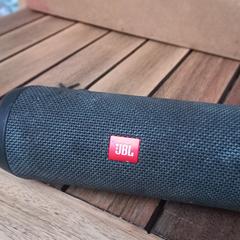 JBL speaker, iLost'a bildirildiği gibi