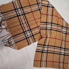 Shawl, as reported by Qbuzz DMG using iLost