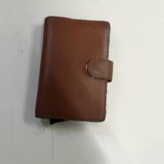 Titolare della carta kaartho7der, come riportato da Regio Antwerpen - Brussel utilizzando iLost