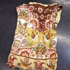 Châle, a été signalé par Rotterdam The Hague Airport utilisant iLost