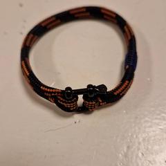 Armband, rapporterat av Koninklijk Theater Carré med iLost