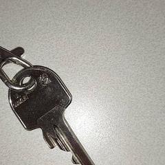 المفاتيح، كما تم الإبلاغ عنه بواسطة Regio Antwerpen - Brussel عبر iLost