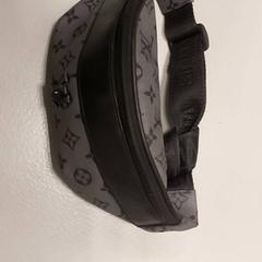 Bag & Waist bag, as reported by Regio West-Vlaanderen using iLost