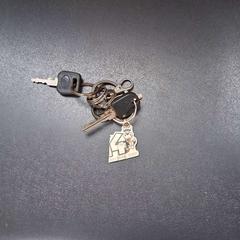 Keys koe axa, as reported by Zwarte Cross using iLost
