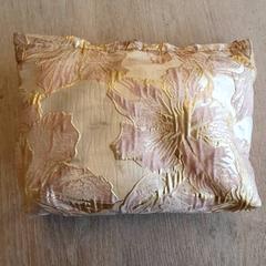 Necessaire Toulet, como reportado por Zwarte Cross (Gemeentehuis) utilizando o iLost